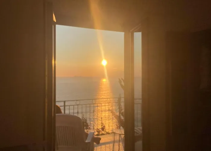 Апартаменты Casa Olga, Un Affaccio Sul Mare !!